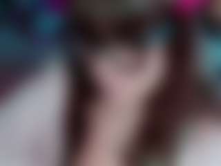 Camiiowo's Live Sex Cam Show