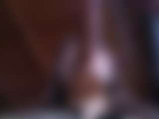Camiiowo's Live Sex Cam Show