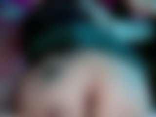 Camiiowo's Live Sex Cam Show