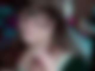 Camiiowo's Live Sex Cam Show