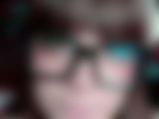 Camiiowo's Live Sex Cam Show