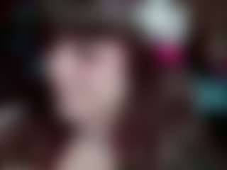 Camiiowo's Live Sex Cam Show
