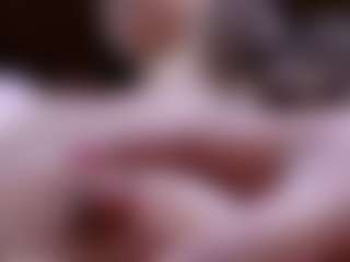 Camiiowo's Live Sex Cam Show