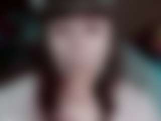 Live cam show with Camiiowo - Oil on SpankPalCams