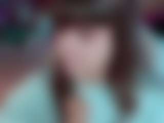Live cam show with Camiiowo - Thick on Strip Flash - Live Sex Shows