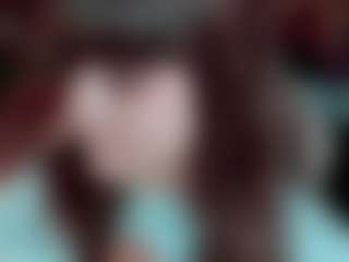 Live cam show with Camiiowo - Drinking on crypto-cams