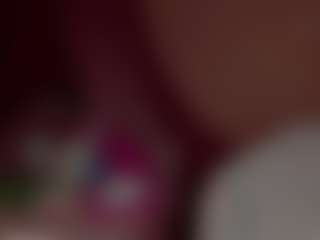 Live cam show with Camiiowo - Normal on Mixed Magazine Live