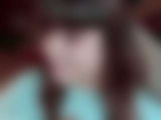Camiiowo's Live Sex Cam Show