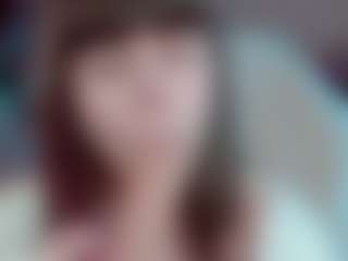 Live cam show with Camiiowo - Drinking on Camsoda