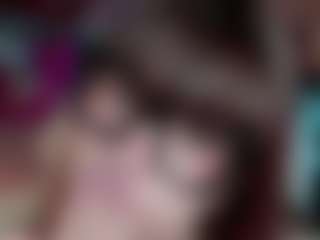 Live cam show with Camiiowo - Bikini on sexylive.show