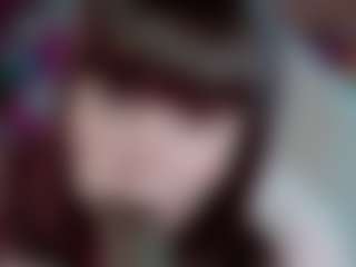 Live cam show with Camiiowo - Petite Young Adult on Hubzter Live