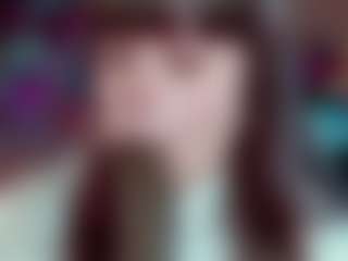 Camiiowo's Live Sex Cam Show
