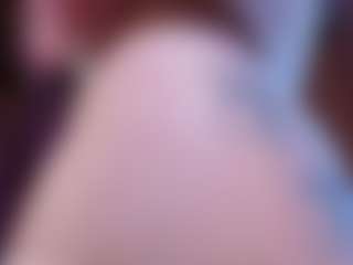 Live cam show with Camiiowo - Young Adult on liverealitysex.com