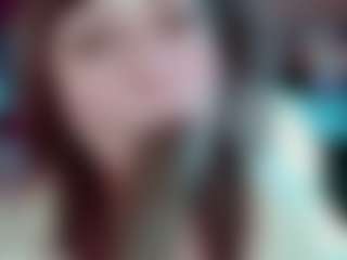 Live cam show with Camiiowo - Thick on Camsoda