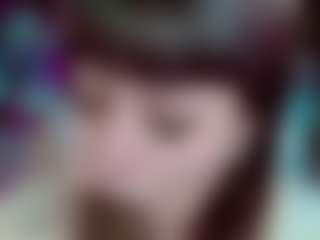 Camiiowo's Live Sex Cam Show