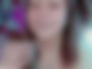 Camiiowo's Live Sex Cam Show