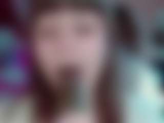 Camiiowo's Live Sex Cam Show