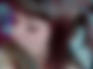Camiiowo's Live Sex Cam Show
