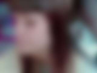 Camiiowo's Live Sex Cam Show