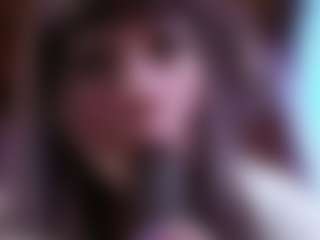 Live cam show with Camiiowo - Shaved on Camsoda