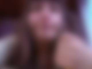 Live cam show with Camiiowo - Latina on Camsoda | chile