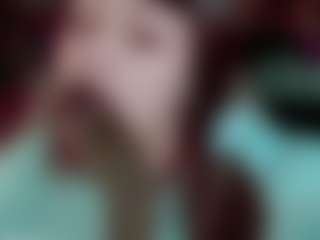Camiiowo's Live Sex Cam Show