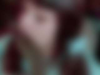 Camiiowo's Live Sex Cam Show