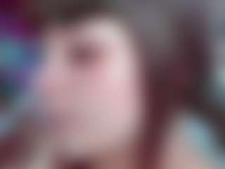 Camiiowo's Live Sex Cam Show