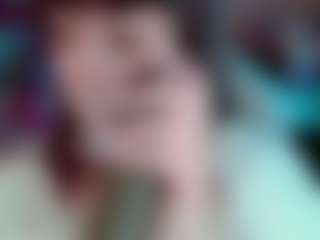 Camiiowo's Live Sex Cam Show