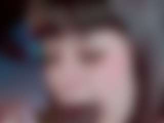 Camiiowo's Live Sex Cam Show