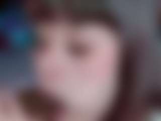 Camiiowo's Live Sex Cam Show