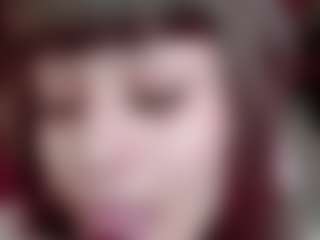 Camiiowo's Live Sex Cam Show