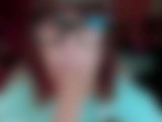 Live cam show with Camiiowo - Foot Fetish Brown Hair on Camsoda