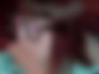 Live cam show with Camiiowo - Petite Teen (18+) on Camsoda