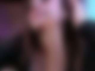 Camiiowo's Live Sex Cam Show