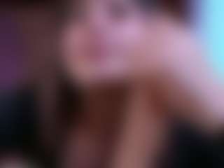 Camiiowo's Live Sex Cam Show