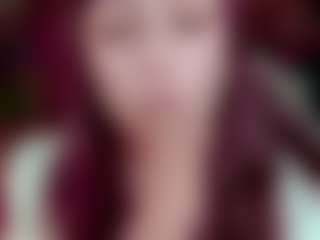 Live-camshow met Camiiowo - Normal op Camsoda