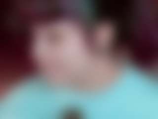Live cam show with Camiiowo - Cute on TeamSkeetLive
