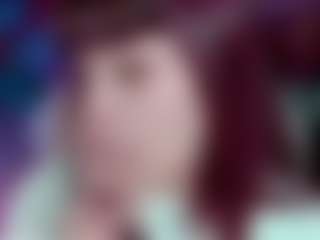 Camiiowo's Live Sex Cam Show