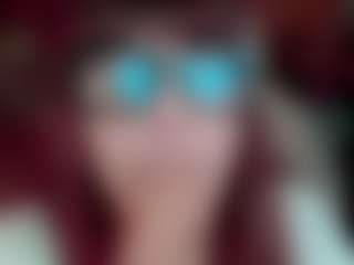 Live cam show with Camiiowo - Normal on AdultVida.com