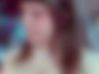 Live cam show with Camiiowo - Normal on Mixed Magazine Live