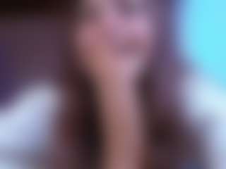 Camiiowo's Live Sex Cam Show