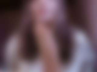 Live cam show with Camiiowo - Dildo Brown Hair on Mixed Magazine Live