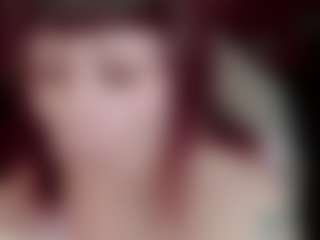 Live cam show with Camiiowo - Hairy Pussy on TeamSkeetLive