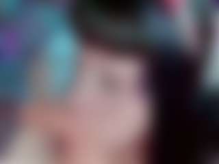 Camiiowo's Live Sex Cam Show