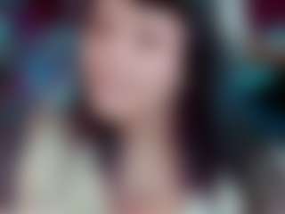 Live cam show with Camiiowo - Brown Hair on Instabang