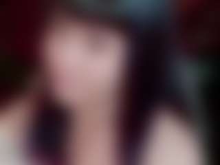 Live cam show with Camiiowo - Cute on Camsoda