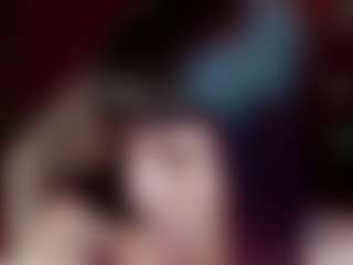 Live cam show with Camiiowo - Thick on Camsoda