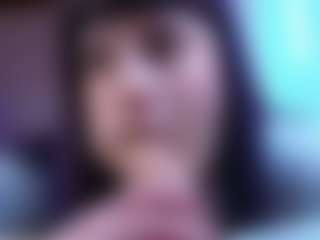 Camiiowo's Live Sex Cam Show