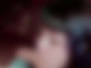 Camiiowo's Live Sex Cam Show